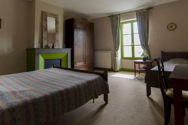 Hotel Les Volets Bleus Le Perreon Zewnętrze zdjęcie