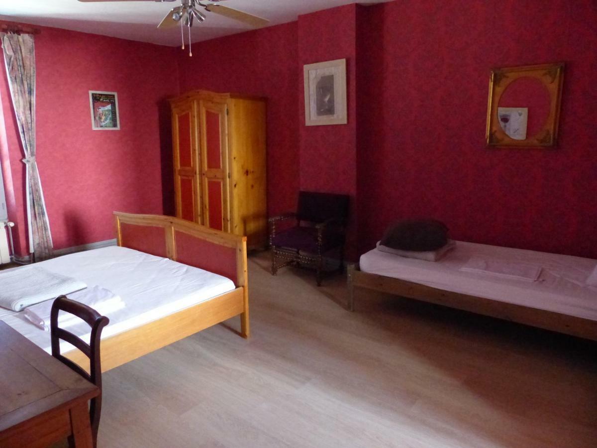 Hotel Les Volets Bleus Le Perreon Zewnętrze zdjęcie